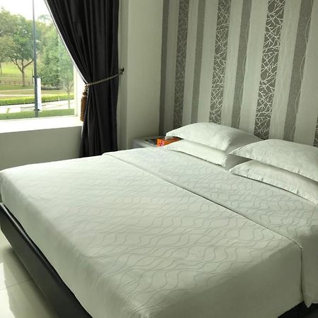 Goody Hotel ยะโฮร์บาห์รู ภายนอก รูปภาพ